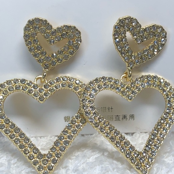 Large gold and rhinestone heart earrings —NWOT - Picture 9 of 9